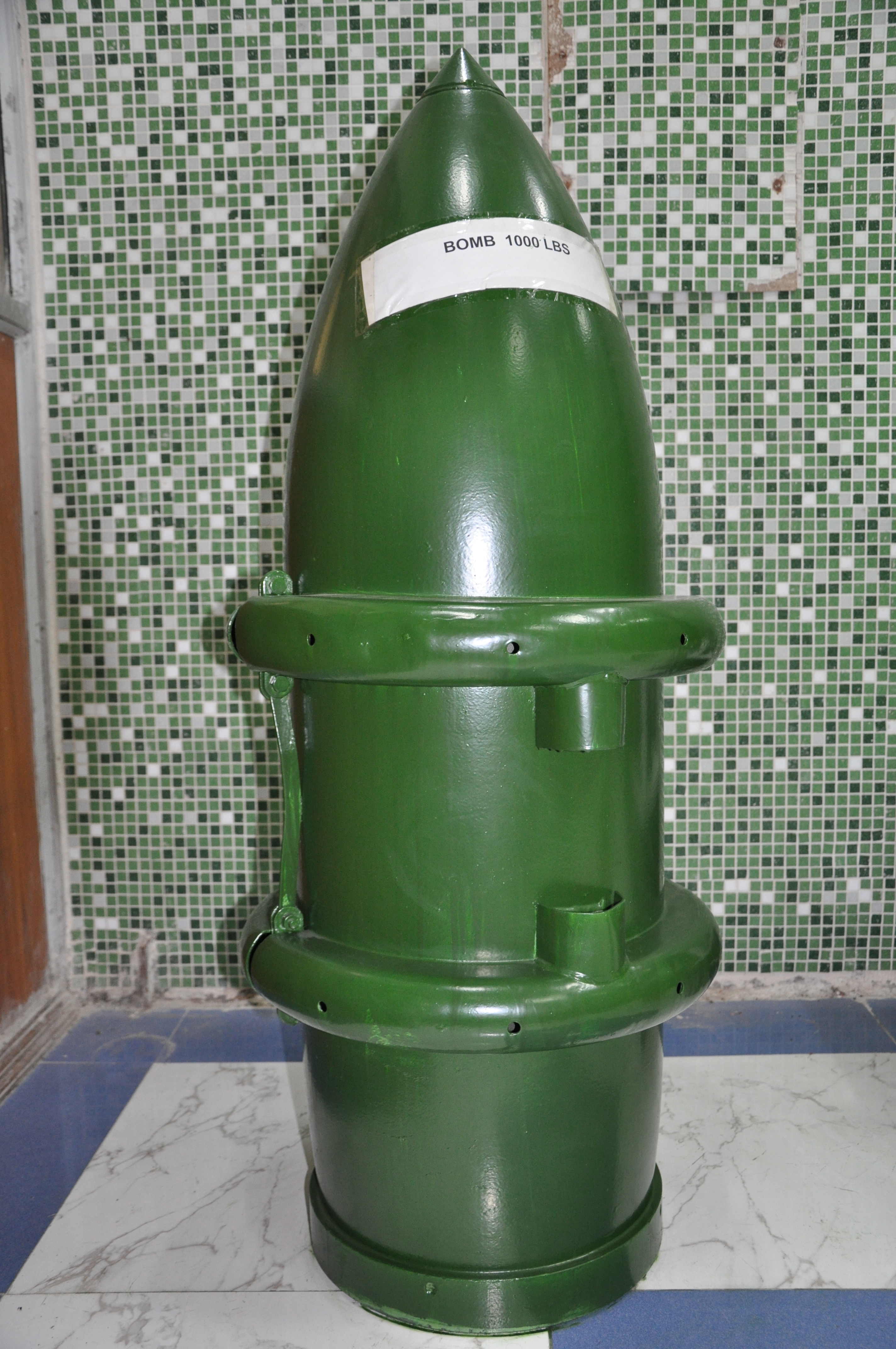 Complete Body of 1000 LBS Bomb - यंत्र इंडिया लिमिटेड